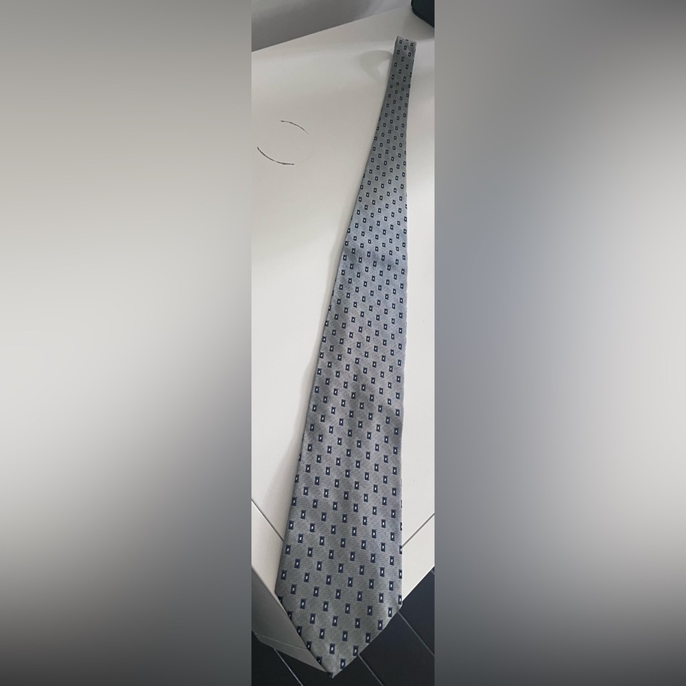Giorgio Armani Gray and Blue Geometric Silk Tie